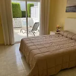 Amplio Con Acceso Directo A Piscina Appartement