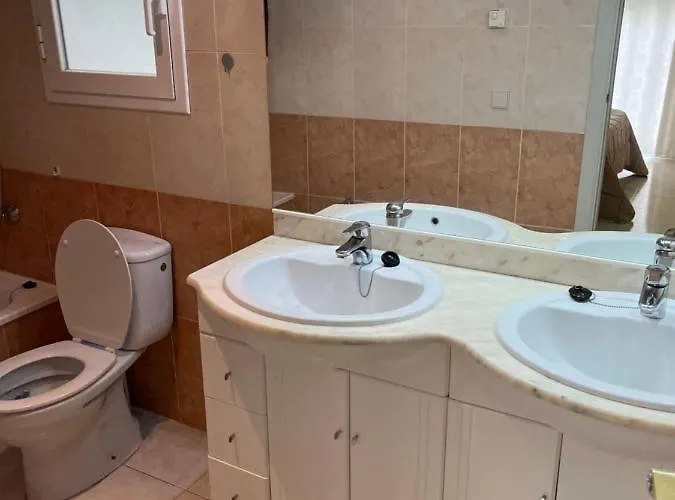 Amplio Con Acceso Directo A Piscina *