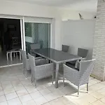 Amplio Con Acceso Directo A Piscina