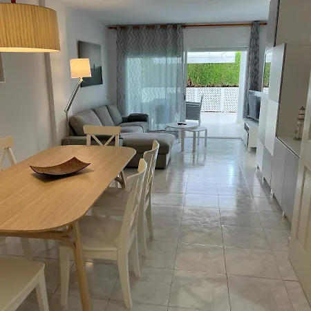 شقة Amplio Con Acceso Directo A Piscina *