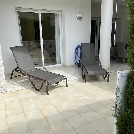 Amplio Con Acceso Directo A Piscina شقة