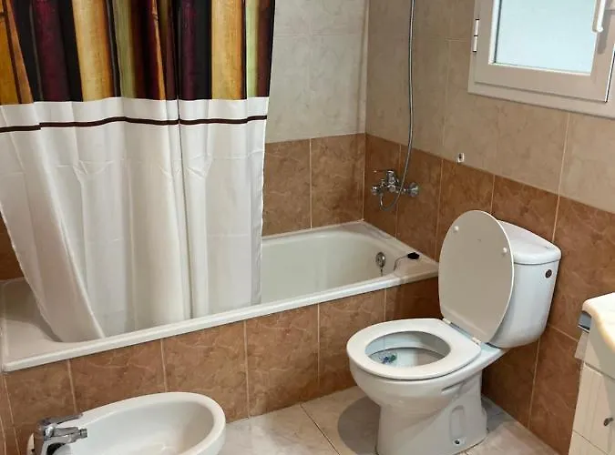 Amplio Con Acceso Directo A Piscina アパート *